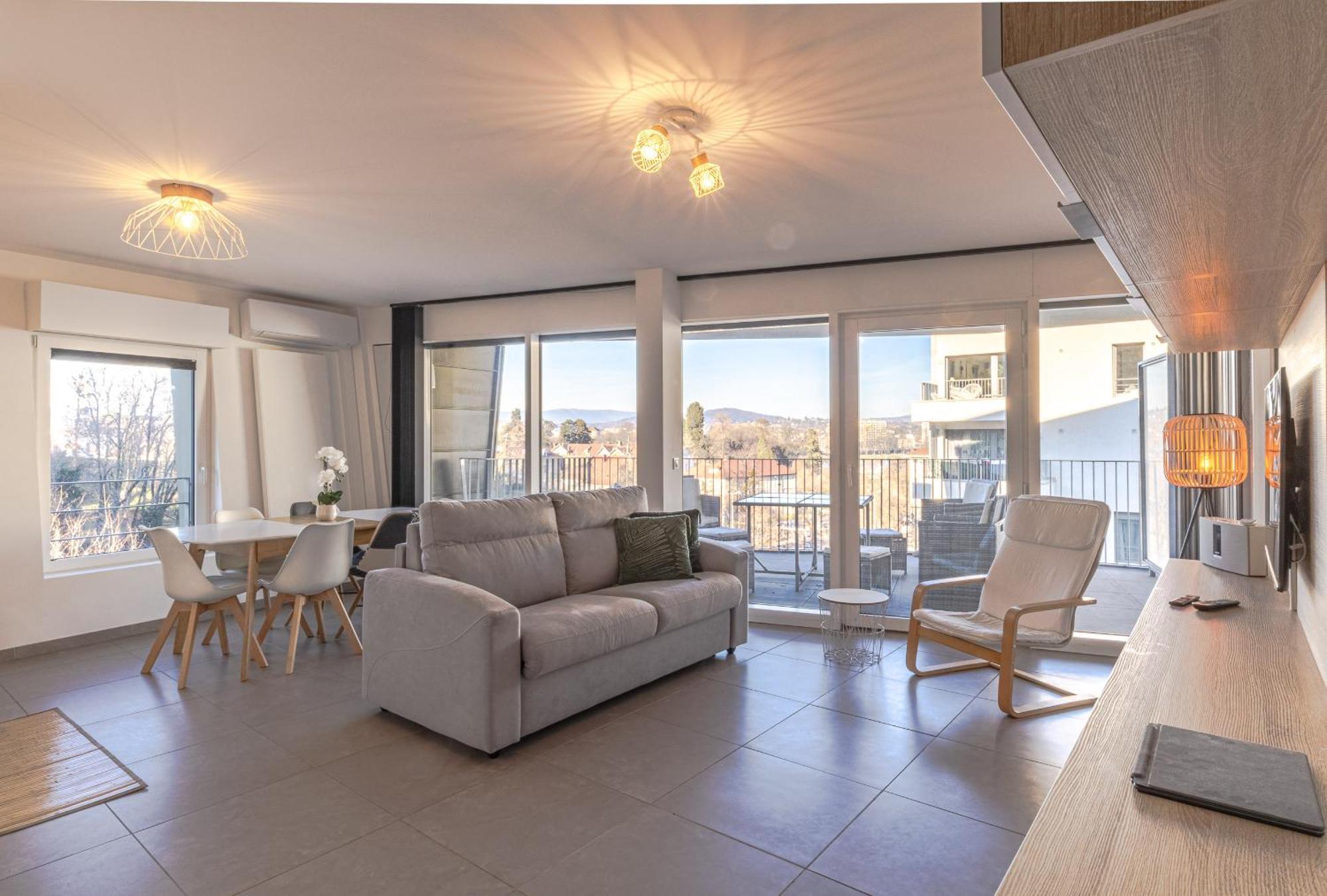 La Plume Vue Lac 3 Etoiles - Garage Prive, Secteur Recherche, Moderne & Tout Equipe, 6 Personnes Анси Екстериор снимка